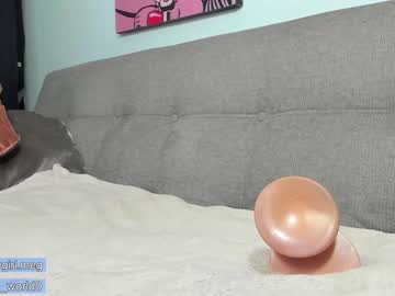 webcam girl megan_world live cam image #854254