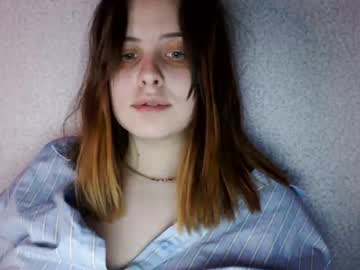 webcam girl ulyummy live cam image #2415771