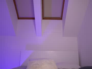 webcam girl aria_diaz live cam image #8757051