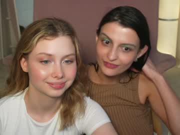 webcam girl april_blush live cam image #9123823