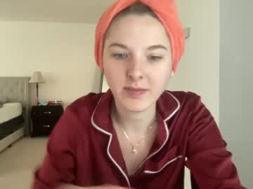 webcam girl tpink95 live cam image #2835796