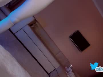 webcam girl hollyextra live cam image #4233039