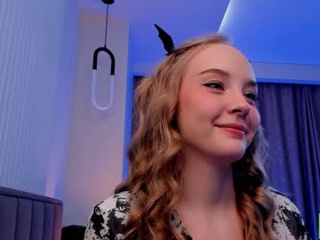 webcam girl lissa_meooow live cam image #8667646