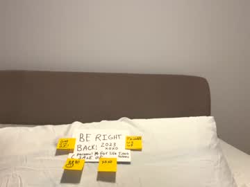 webcam couple selenaxchloe live cam image #4620647