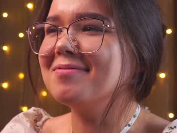 webcam girl helenmoors live cam image #5969758