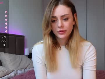 webcam girl sky_magic live cam image #8828829