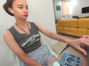 webcam girl ehotlovea live cam image #4065244