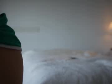 webcam girl kriss0leoo live cam image #11876642