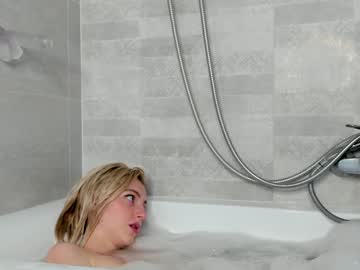 webcam girl yournaughtymiss live cam image #3145457