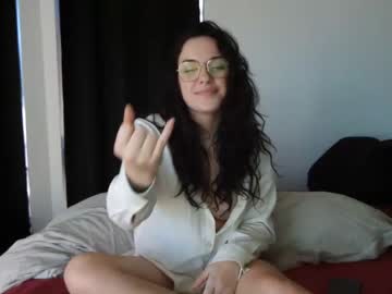 webcam girl ichasefatmen live cam image #4663342
