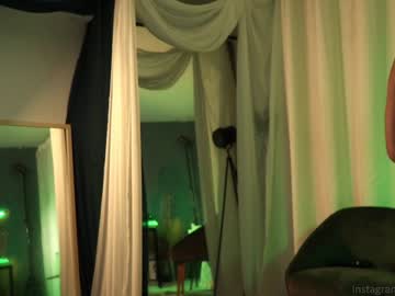 webcam girl tifalock_ live cam image #2250685