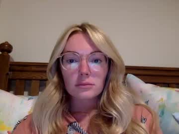 webcam girl lulu22199 live cam image #9988637