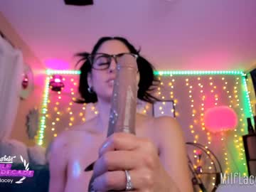 webcam girl milf_lacey live cam image #3513948