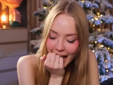webcam girl lissa_meooow live cam image #11737700