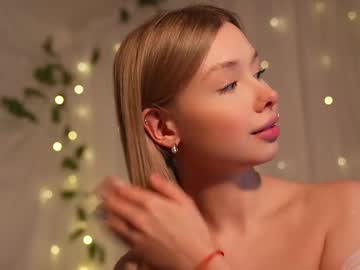 webcam girl april_blush live cam image #11979613