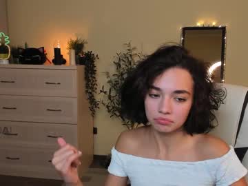 webcam girl ella_flar_ live cam image #3820475