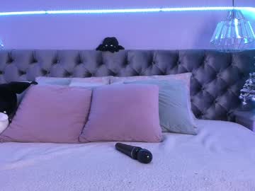 webcam girl naomii_soto live cam image #11435891
