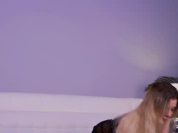 webcam girl kittycaitlin live cam image #3596833