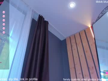 webcam girl blue_eye_twinkle live cam image #9391828