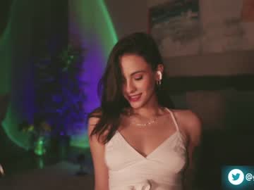 webcam girl gia_baker live cam image #2732842