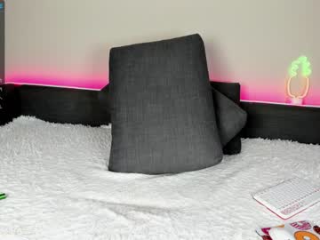 webcam girl sophie_5 live cam image #404416