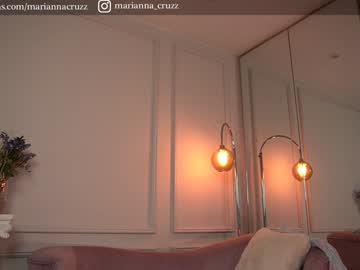 webcam girl mariannacruzz live cam image #9851388