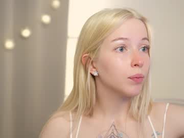 webcam girl my_stella live cam image #10339391