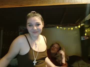webcam couple poundedsnowbunny live cam image #8714923