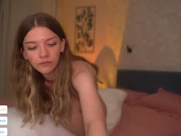 webcam girl coyness_geneva live cam image #6864901