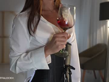 webcam girl tifalock_ live cam image #8956645