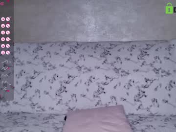webcam girl fallen_angel_18 live cam image #10111582
