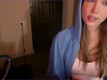 webcam girl bitter_moon live cam image #3995246