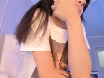 webcam girl aerri_lee live cam image #3858852