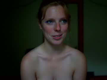 webcam girl crimsonxrapture live cam image #2895614