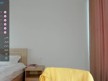 webcam girl amilia4u live cam image #6813524