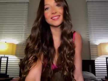 webcam girl starlit_night live cam image #8600805