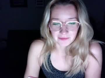 webcam girl elizabeverly live cam image #875739