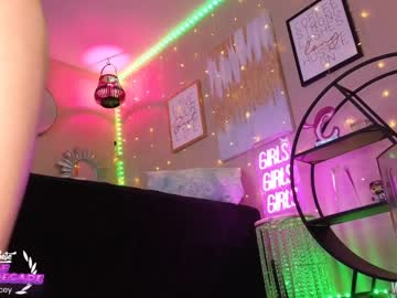webcam girl milf_lacey live cam image #5600072