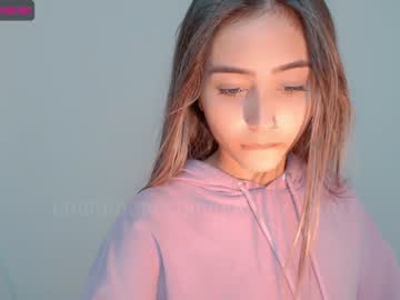 webcam girl gummy_bear7 live cam image #1820265