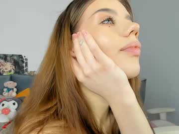 webcam girl jenie_fire live cam image #11758790