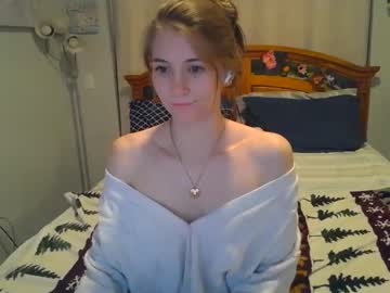webcam girl katynowhere live cam image #11609781