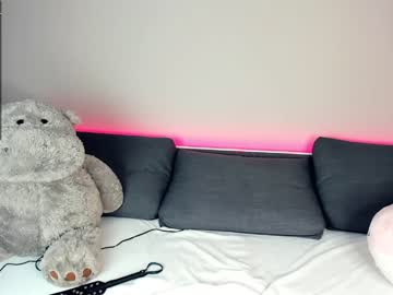 webcam girl sophie_5 live cam image #626385