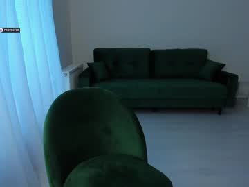 webcam girl intrigueeme live cam image #6633591