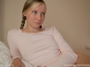 webcam girl pureangeldolores live cam image #7343028