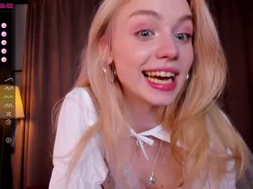 webcam girl elizabethmad live cam image #6198189
