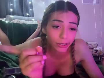 webcam girl giaavalentinee live cam image #9452381