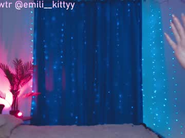 webcam girl lit1le_kitty_ live cam image #620562