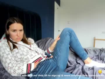 webcam girl eatmypie69 live cam image #1330270