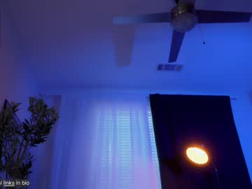 webcam girl myliss live cam image #11800025