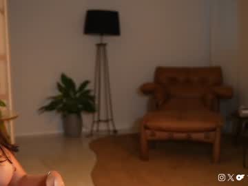 webcam girl tifalock_ live cam image #11810180